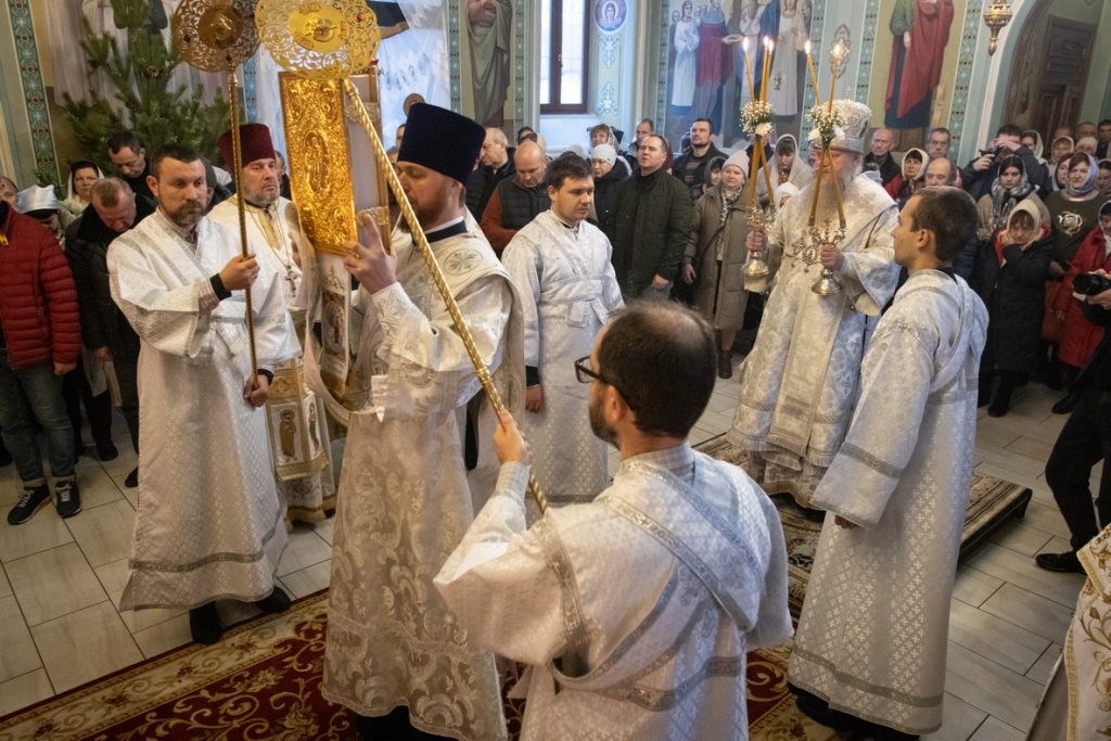 Епископ Бронницкий Лука совершил Божественную Литургию в праздник Рождества Христова